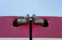 Bridge Fitting zum Verbinden von Bürocontainern Bridge Fitting zum Verbinden von Bürocontainern